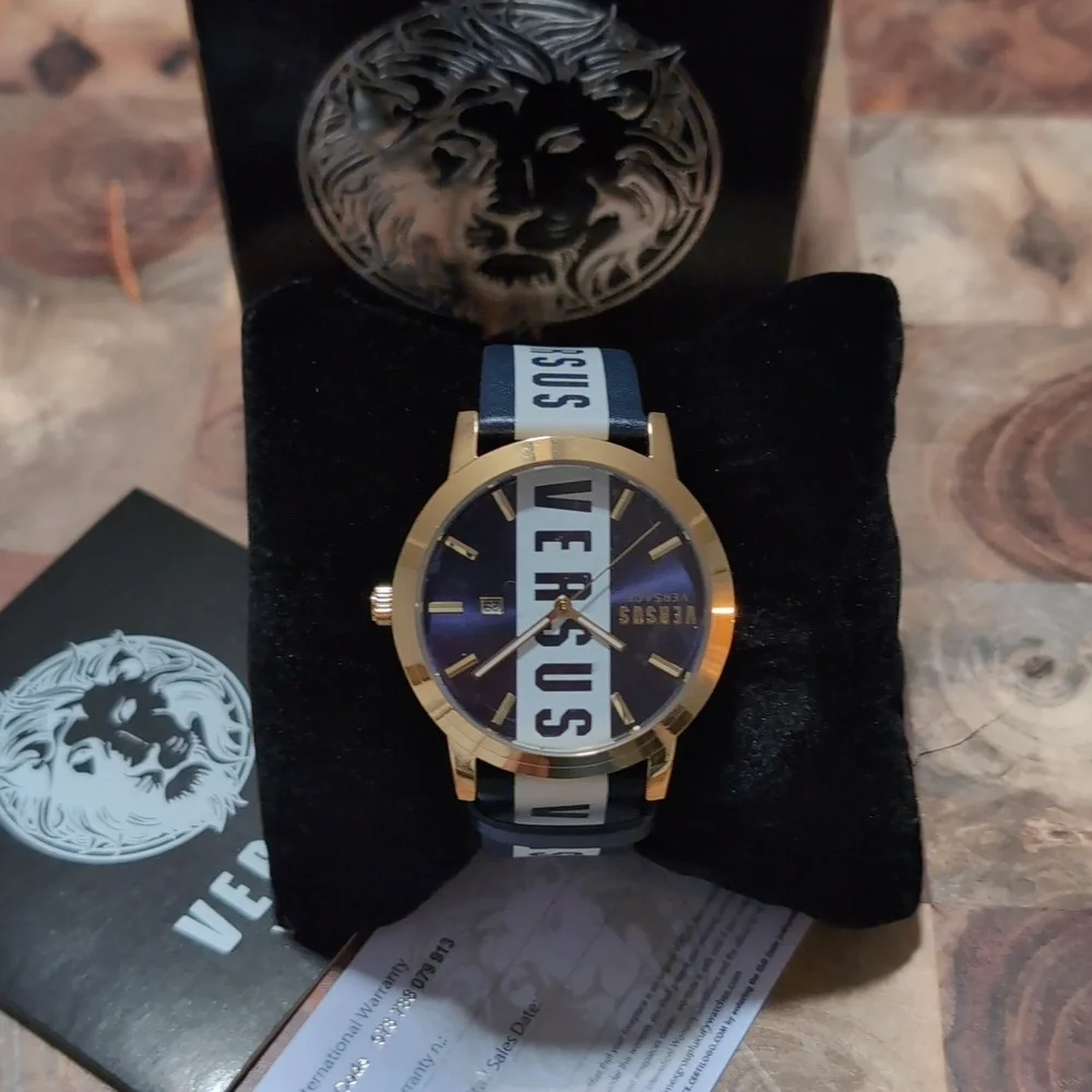 Versace Versus Leather 44mm Stainless Steel Water Resistant Watch New in Box ❤️